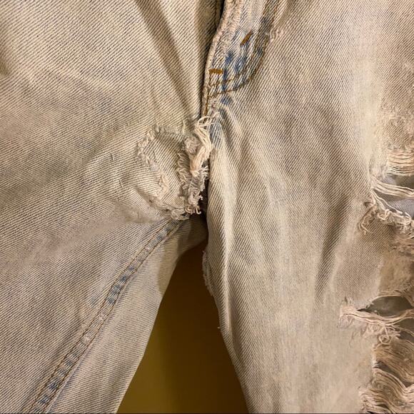 VNTG LEVIS destroyed high waisted mom jeans 33x36 grunge made in USA - Picture 3 of 11